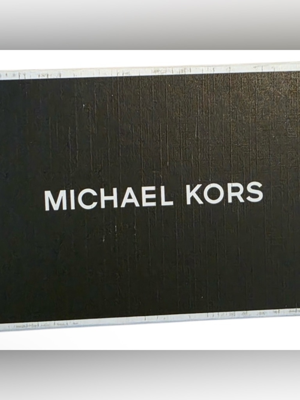 Michael Kors NEW In Box Black Card Case with Hot Pink Interior Giftable - Picture 2 of 3